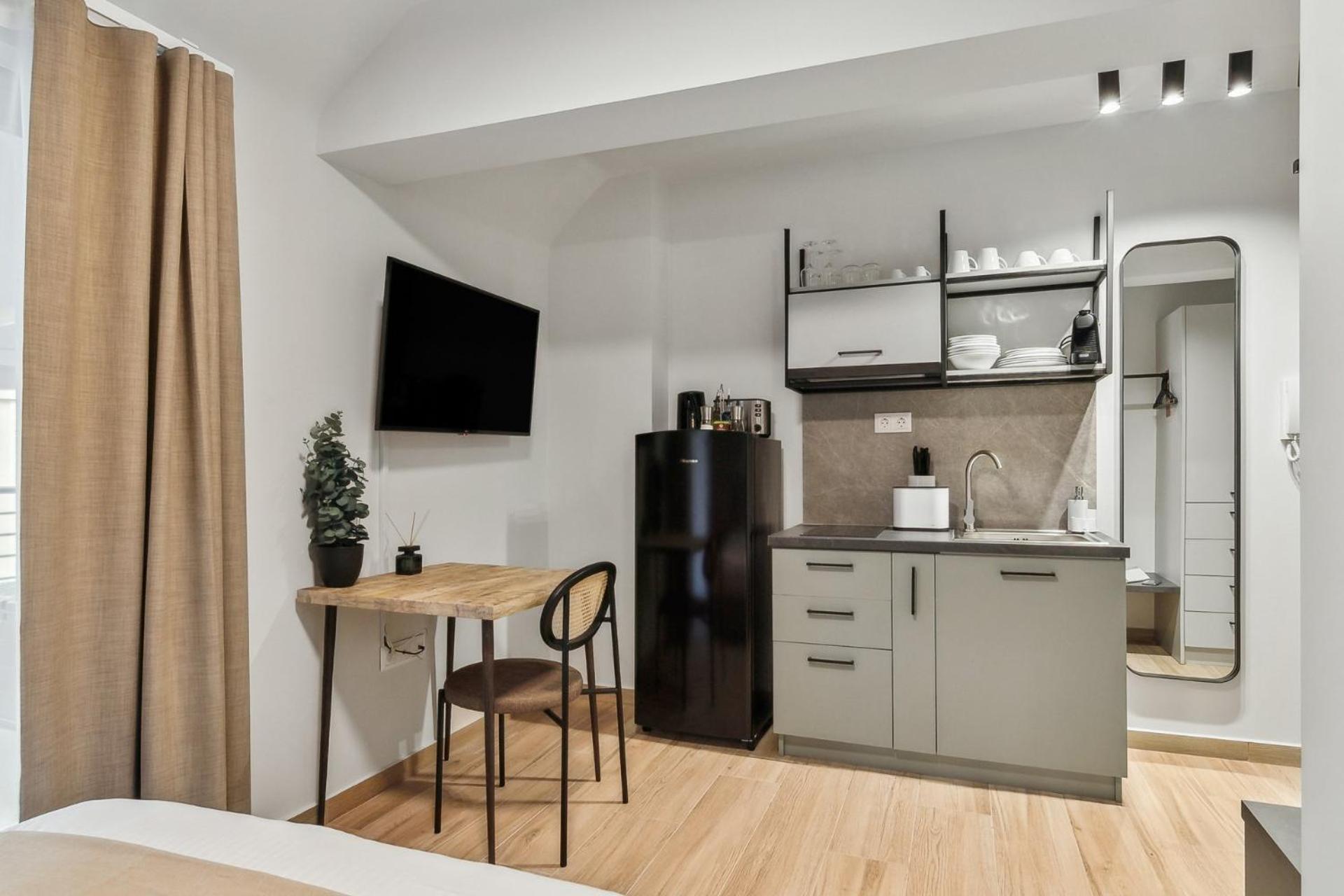 Limehome Athens Solonos City Center Экстерьер фото