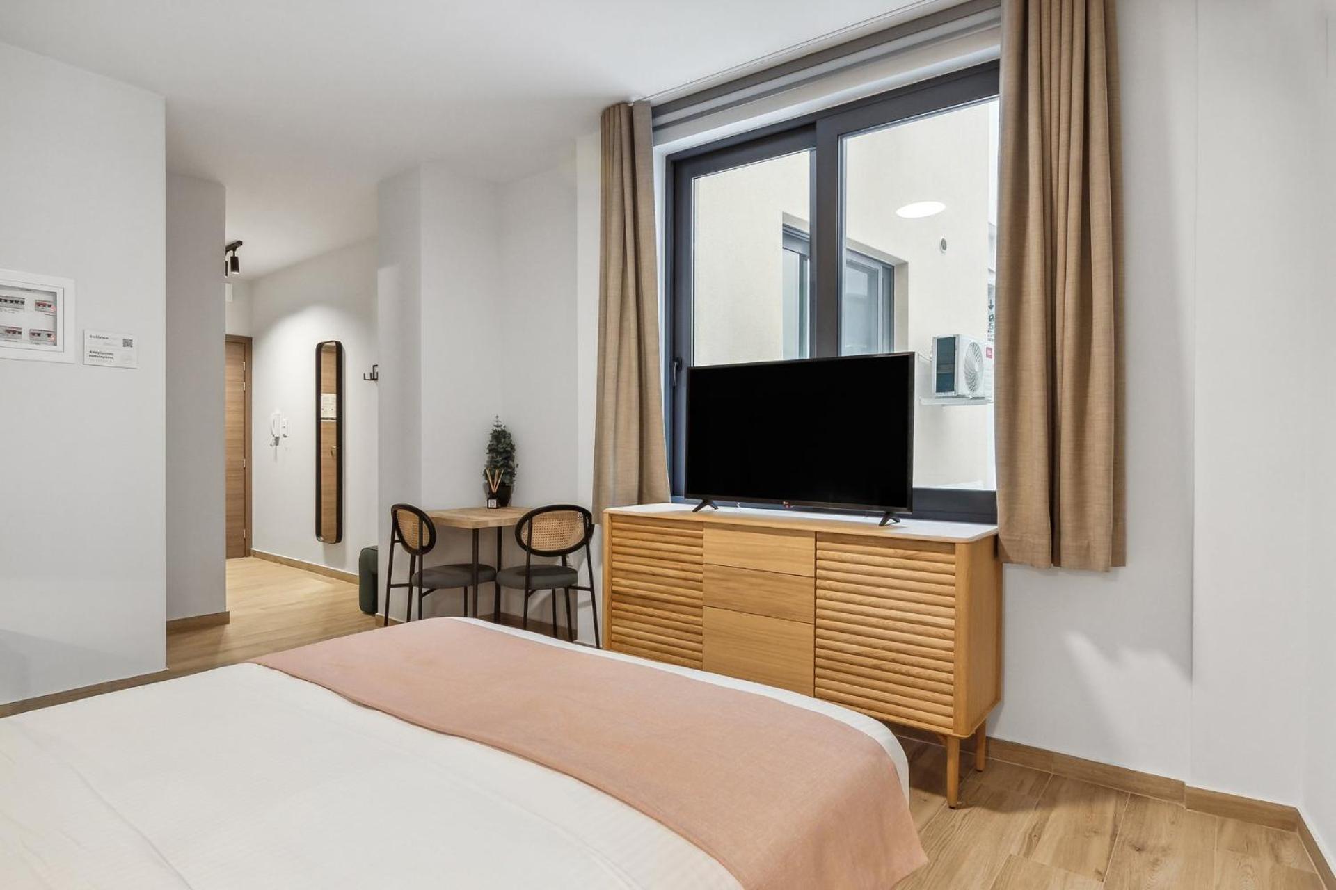 Limehome Athens Solonos City Center Экстерьер фото