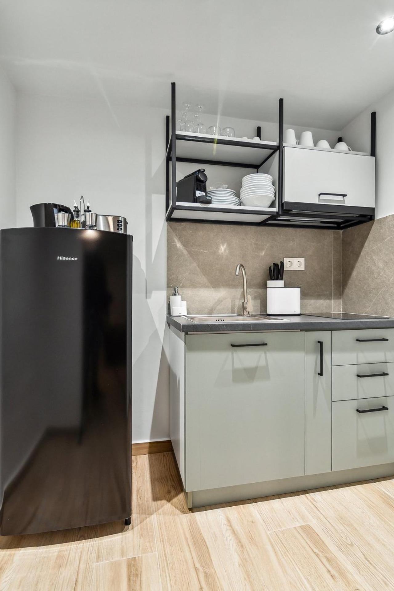 Limehome Athens Solonos City Center Экстерьер фото
